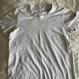 Lululemon white running shirt size 2